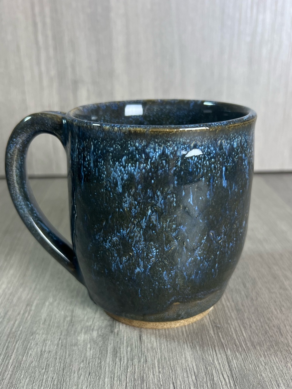 Artisan Pottery Mug handcrafted blue black glaze‎